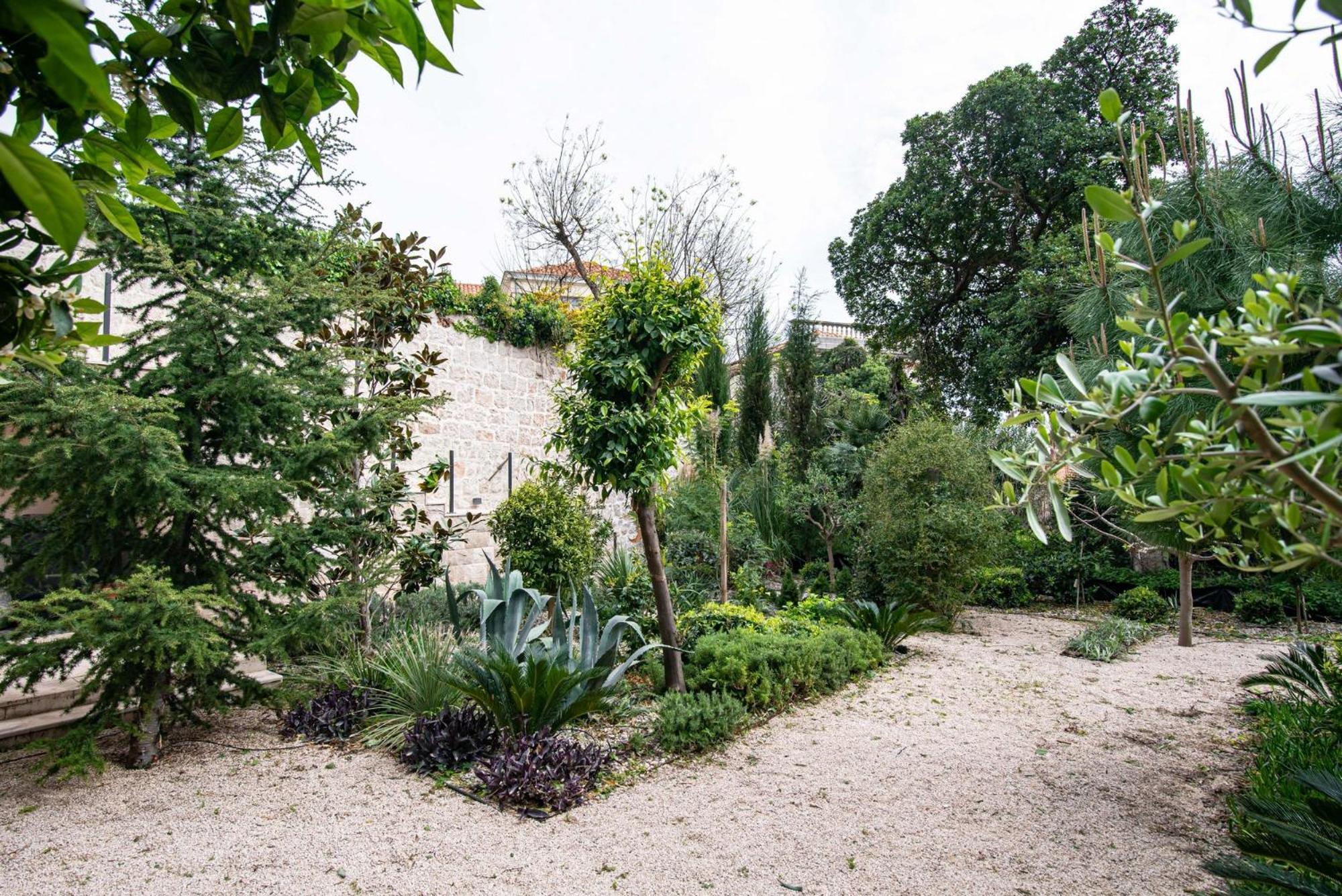Secret Garden Apartment By Duhomes ดูบรอฟนิก ภายนอก รูปภาพ