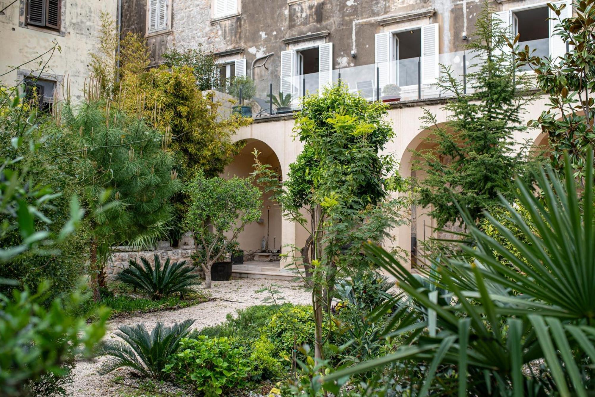 Secret Garden Apartment By Duhomes ดูบรอฟนิก ภายนอก รูปภาพ